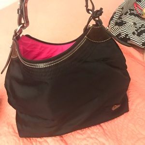 Dooney & Bourke Bag